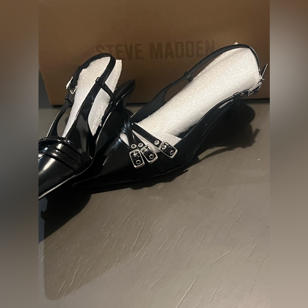 STEVE MADDEN
Women's Loca Slingback Buckled Pumps (Brand New) - Picture 4 of 5